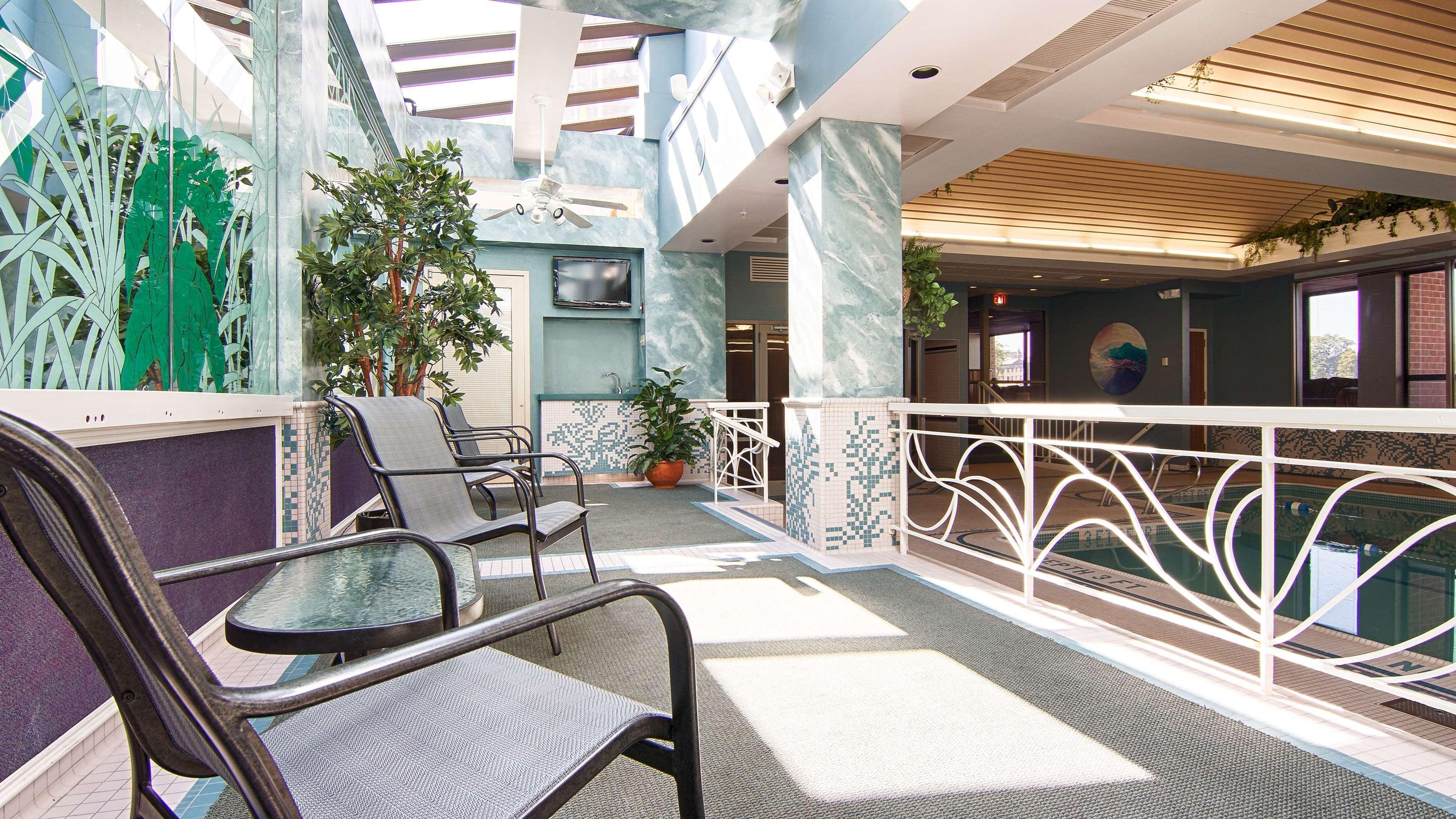 เบสต์ เวสเทิร์น พลัส ออสวีโก โฮเต็ล แอนด์ คอนเฟอเรนซ์ เซ็นเตอร์ Hotel ภายนอก รูปภาพ